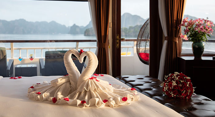 خدمات-ماه-عسل-هتل-تراول-امیرشاهی